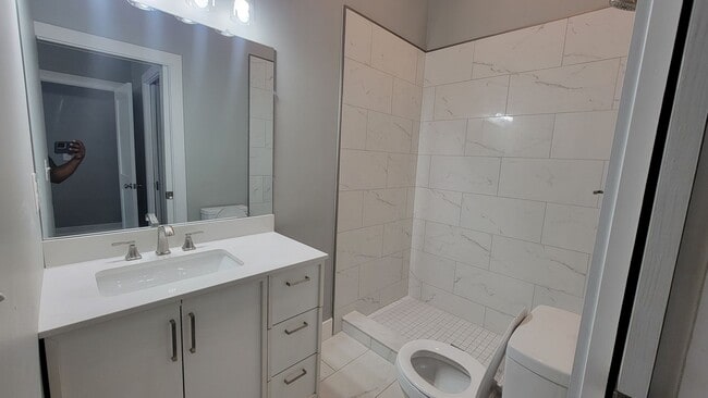 Building Photo - Your Dream Home In Shelby Park