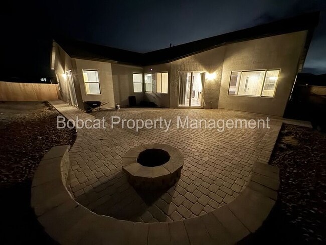 Building Photo - 925 Cranfield Ct