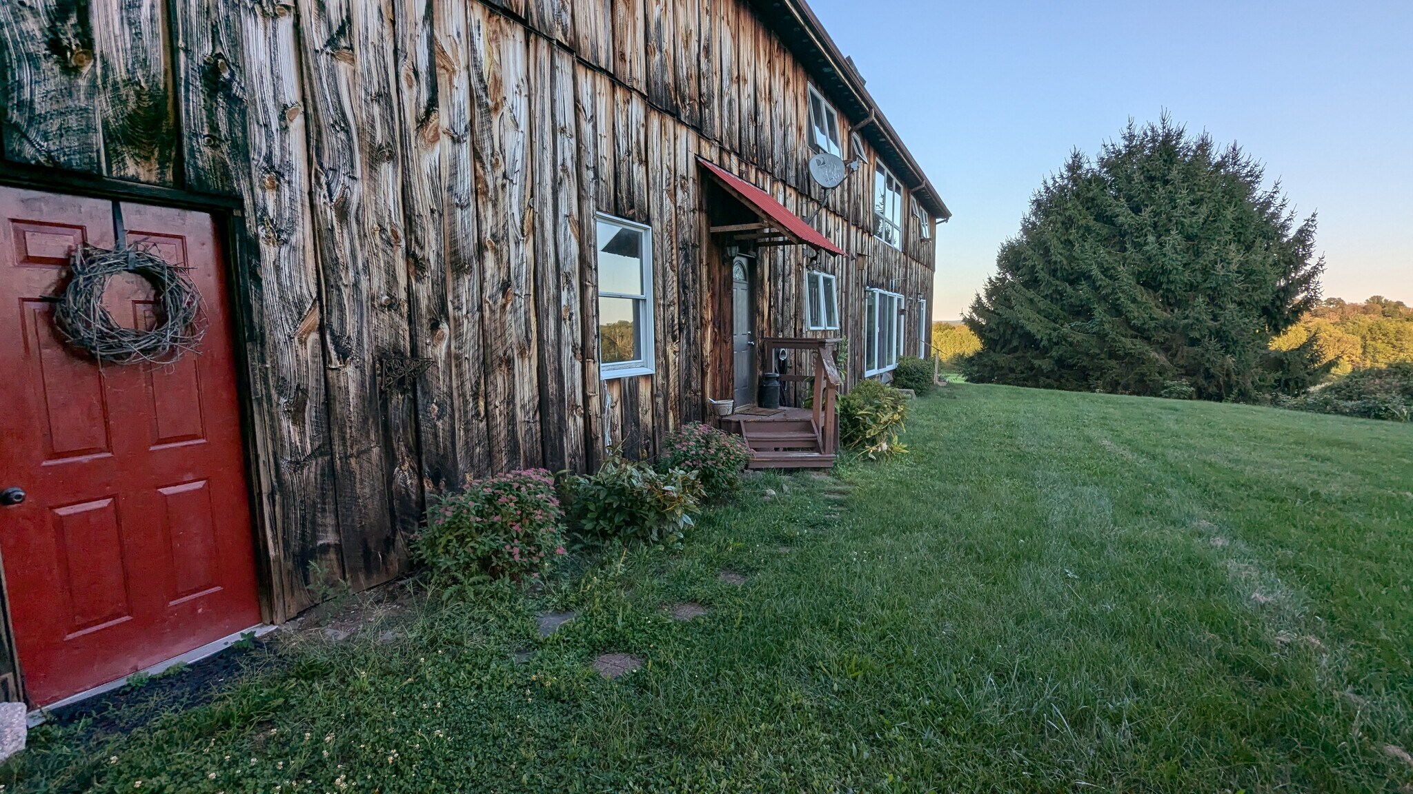 Private Entrance - 540 Hoagerburgh Rd
