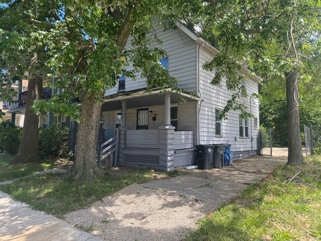 Building Photo - 2895 E 118th St