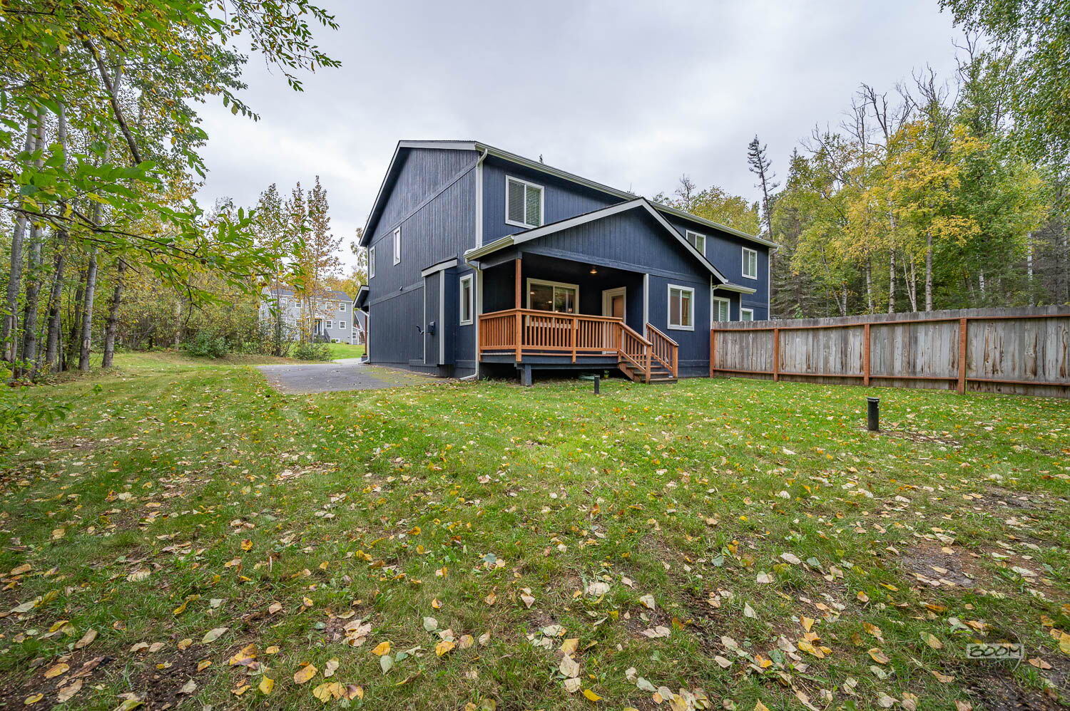 Building Photo - 1501 N Sunny Hill Cir