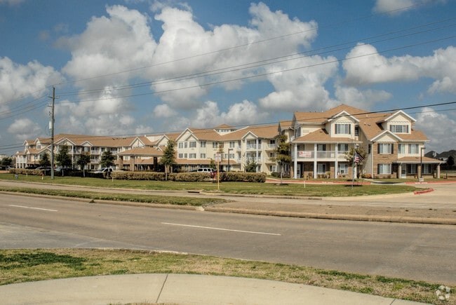 Primary Photo - Copperfield Estates