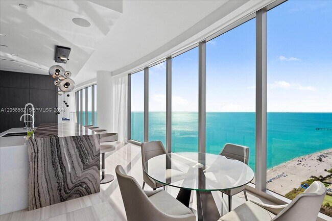 Building Photo - 17901 Collins Ave