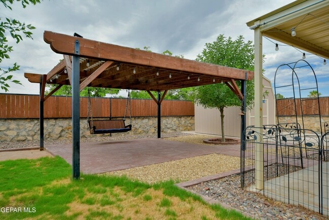 Building Photo - 10348 Darin Rd