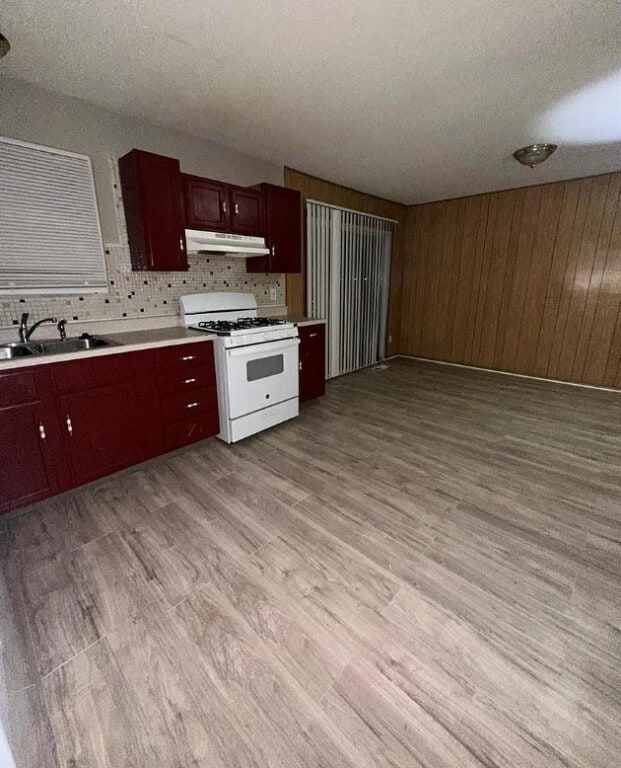 Building Photo - 10214 Castle Dr