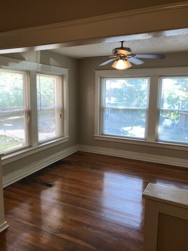 Building Photo - 4220 HARRISON