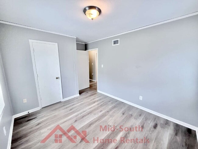 Building Photo - 1730 Tahiti Ln