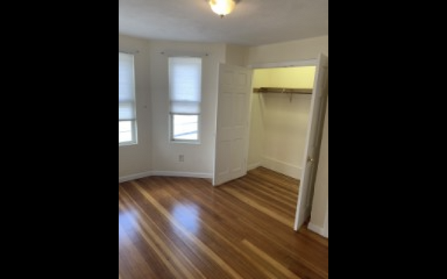 Building Photo - 30 Yeamans St