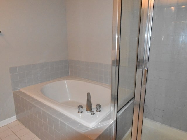 Building Photo - 366 Town Pl Cir