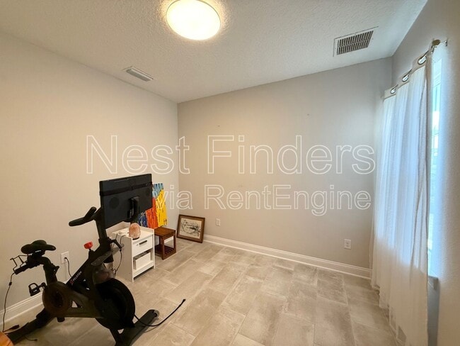 Building Photo - 676 Natureland Cir