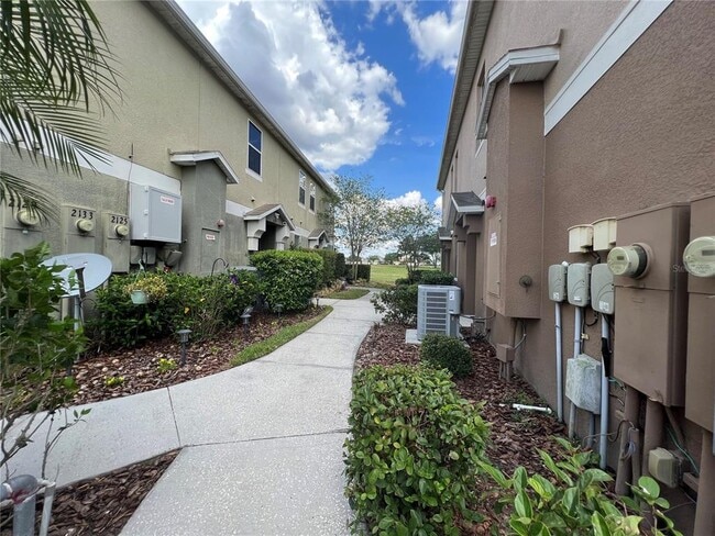 Building Photo - 2137 Betsy Ross Ln