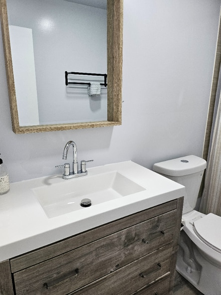 Building Photo - 1109 Whitpain Hills