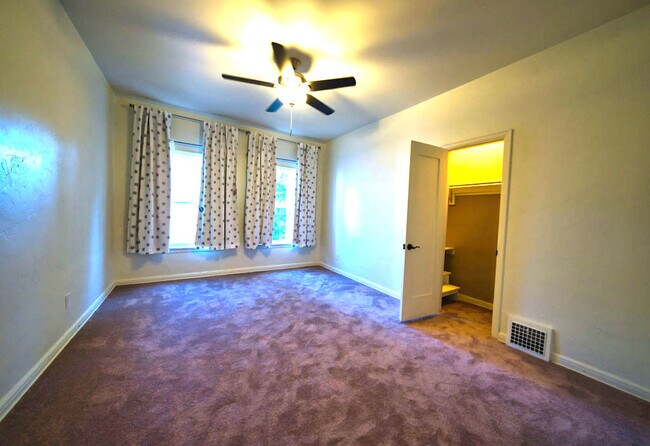 Carpet is actually a lighter beige than in pic. - 415 N Ogden Dr