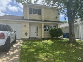Building Photo - 1372 Riverside Dr