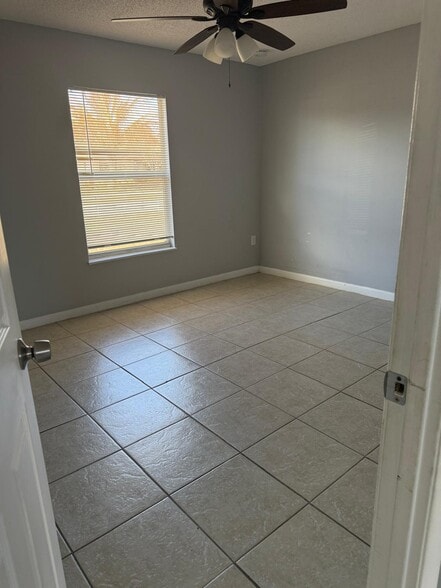 Building Photo - 107 NW Curtis St