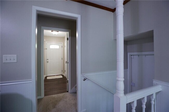 Building Photo - 3328 Mountain Hollow Dr