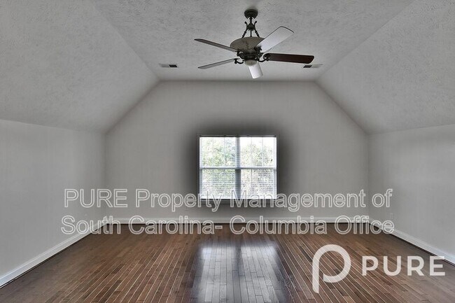 Building Photo - 4 Hunters Pond Dr