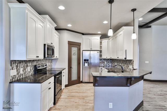 Building Photo - 350 White Rock Dr