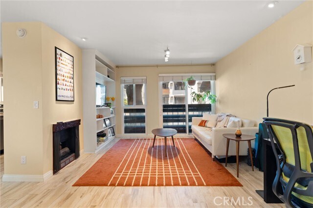 Building Photo - 1021 N Crescent Heights Blvd
