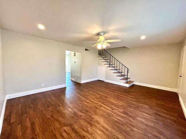 Building Photo - Completely Remodeled 3 Bedroom in La Mesa!! Water/Trash Included