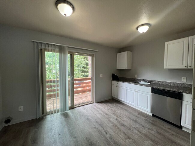 Building Photo - Rogers Plaza