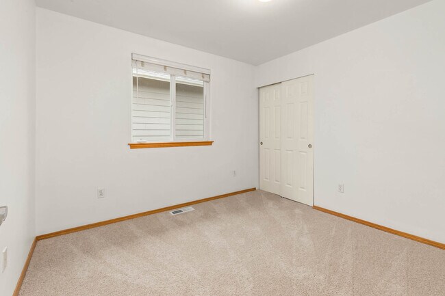 Building Photo - 13419 31st Dr SE