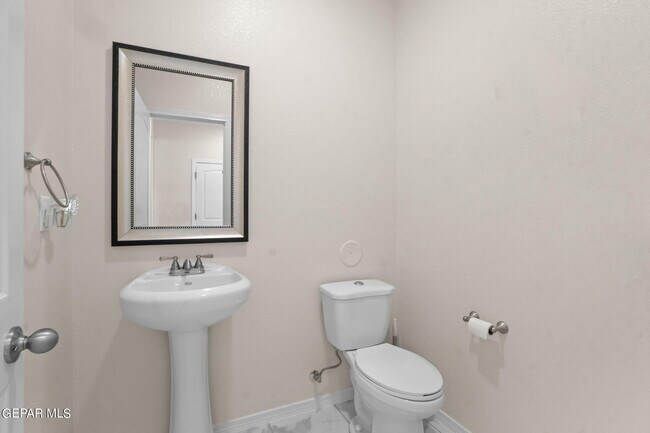 Building Photo - 11506 Summer Dr