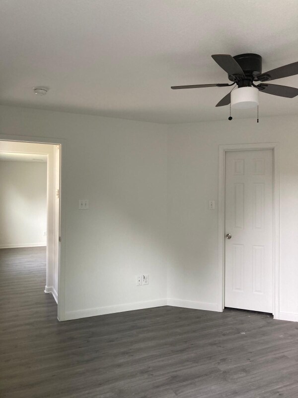 Building Photo - 4047 Pedernales River Ln