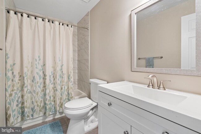 Building Photo - 6637 Kelsey Point Cir