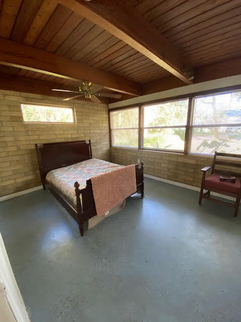 Master bedroom, new cordless blinds - 3812 SW 15th St