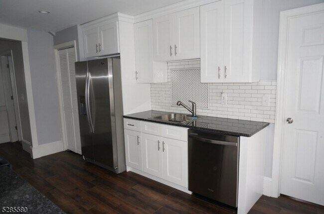 Primary Photo - 2 Linwood Terrace