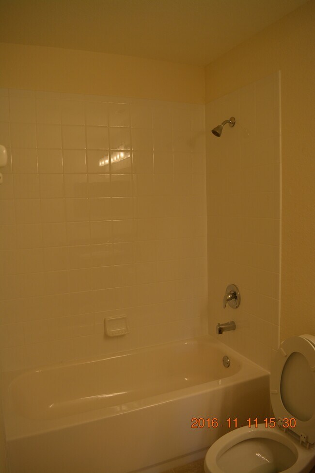 Building Photo - 4844 Summerfield Cir