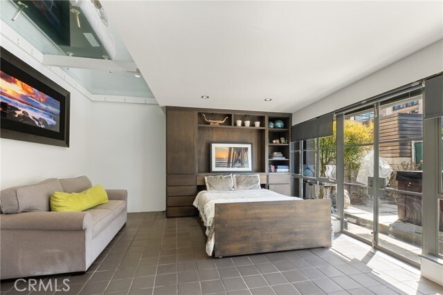 Building Photo - 3410 Hermosa Ave