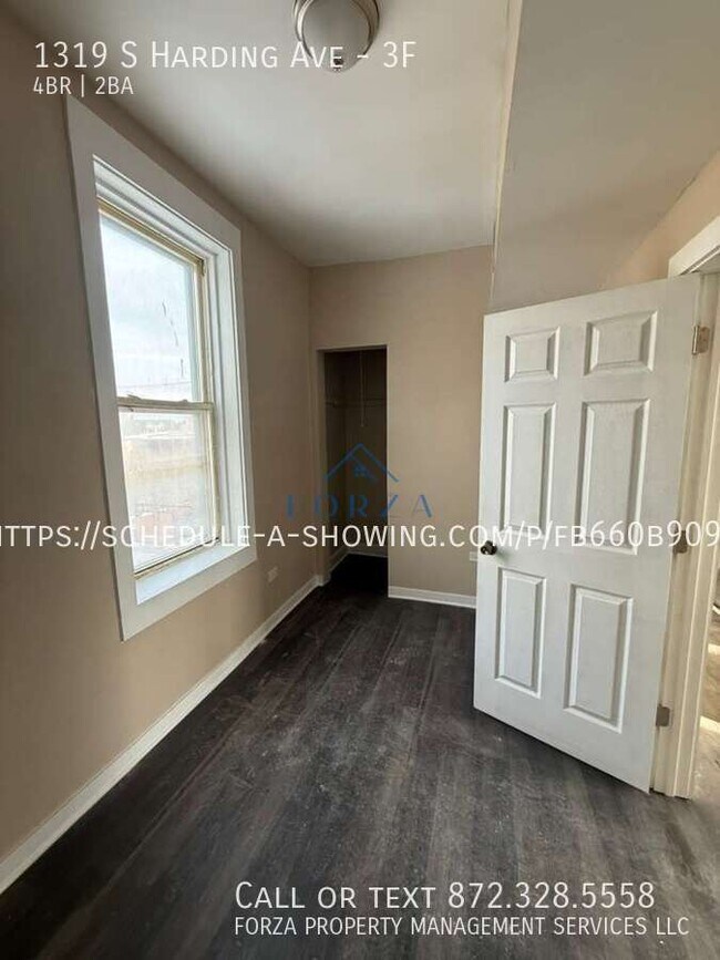 Building Photo - 1319 S Harding Ave