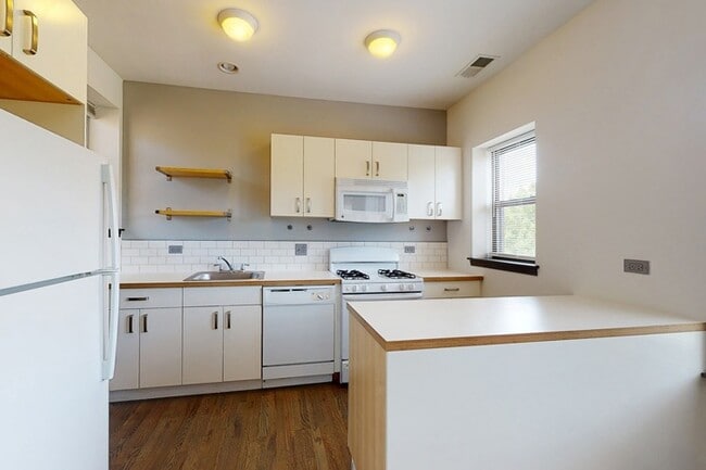 Floorplan - 5300 S. Drexel Avenue