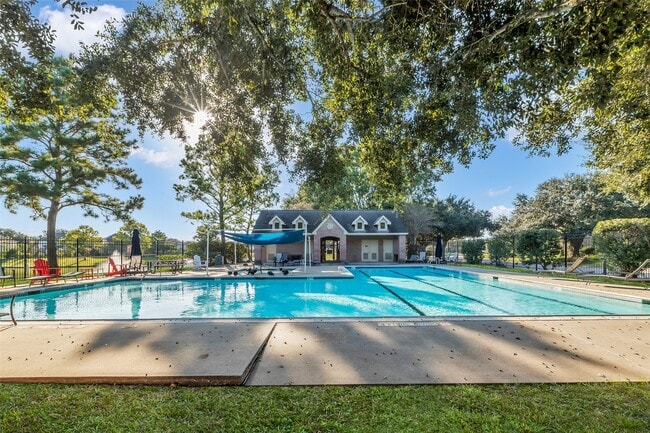 Building Photo - 3326 Pebble Beach Ln