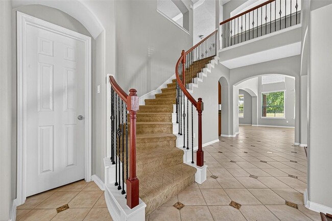 Building Photo - 10815 Lake Raven Ct