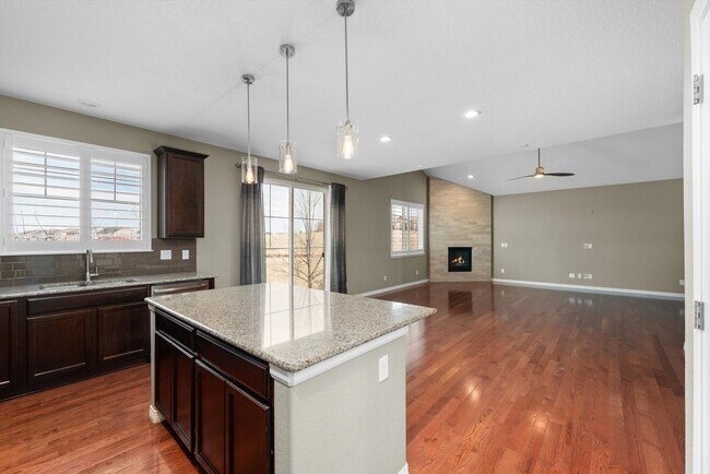 Building Photo - 8344 Coopers Hawk Way