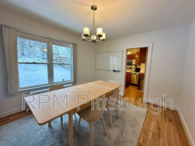 Building Photo - 6526 Rosemoor St