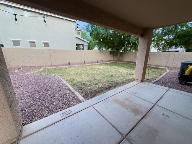 Building Photo - 3 bedroom 2 ba home in Gilbert!
