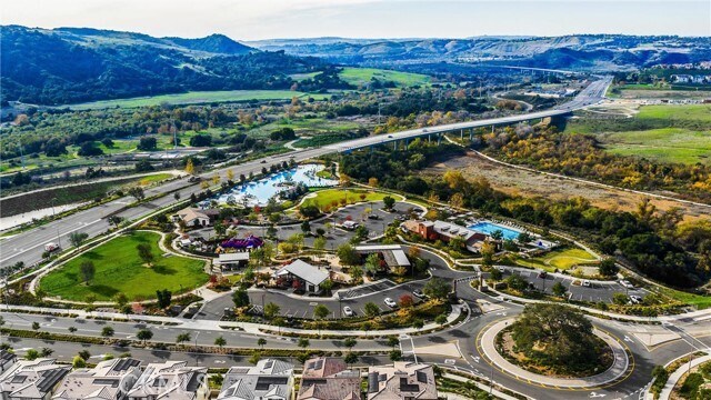 Building Photo - 26 Crown Point Dr