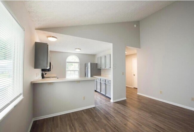 Building Photo - 3518 Westbay Dr
