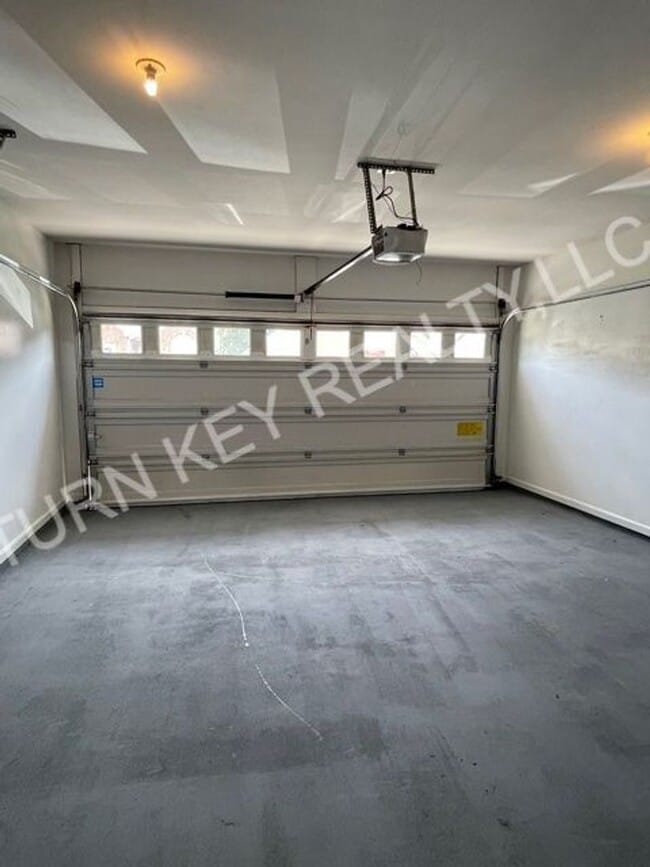 Building Photo - Home for rent in Fultondale