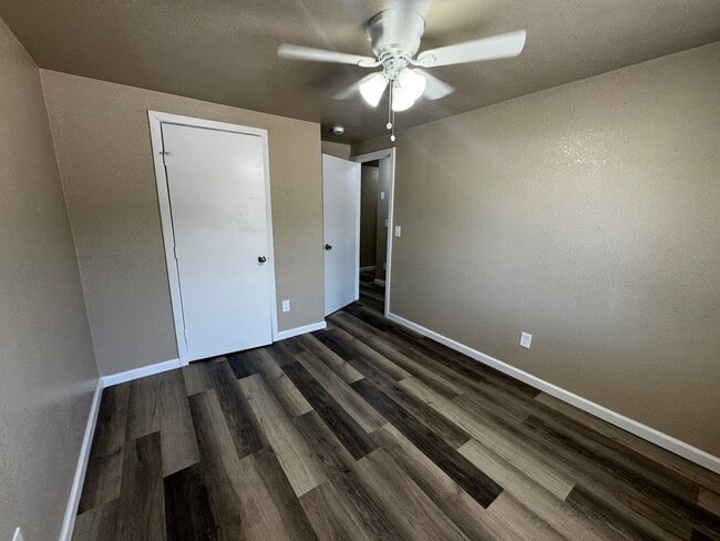 Building Photo - APPLY FOR THIS BEAUTIFUL HOME TODAY!