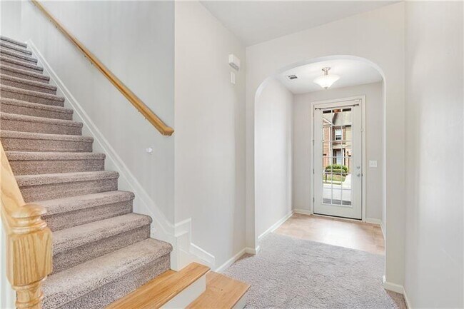 Building Photo - 2405 Sardis Chase Ct