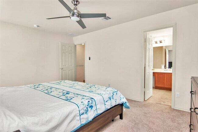 Building Photo - 14416 Lewis Carroll Ln