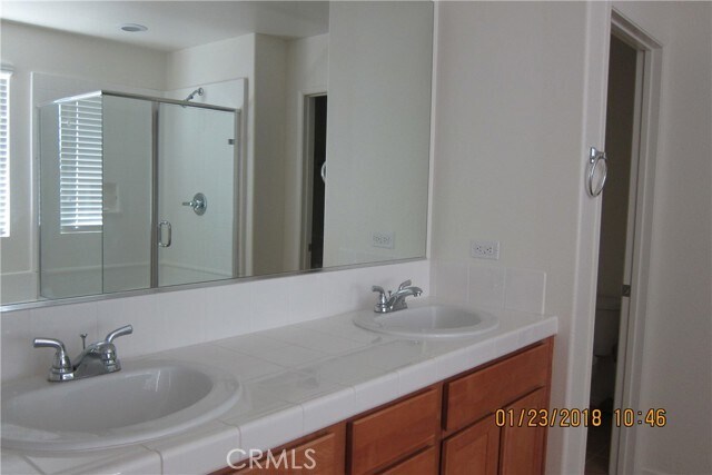 Building Photo - 38209 Divot Dr