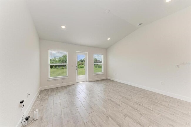 Building Photo - 2680 Averland Lp