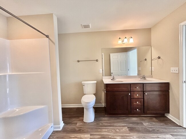 Building Photo - 21 Jackmia Way