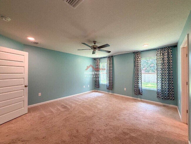Building Photo - 7305 Lakeside Oak Ct